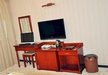 Dongfang Hotel Harbin Luaran gambar